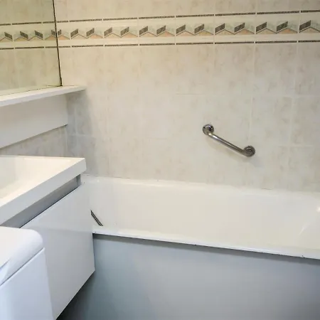 Lägenhet Les Marinas-11 By Interhome