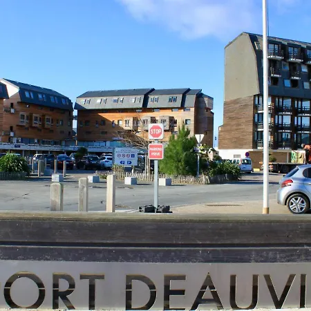 Les Marinas-11 By Interhome