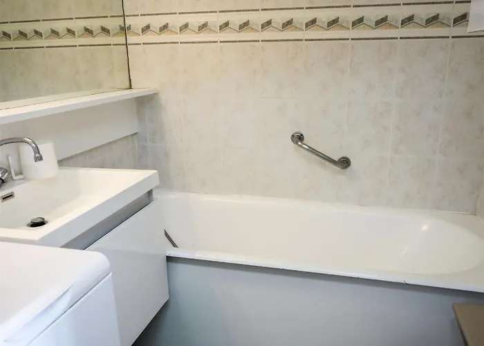 Apartamento Les Marinas-11 By Interhome